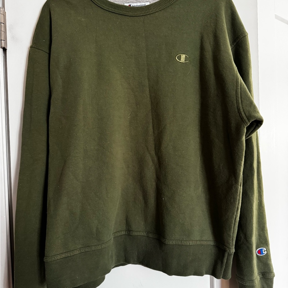 Men’s Champion Sweatshirt in Army Green